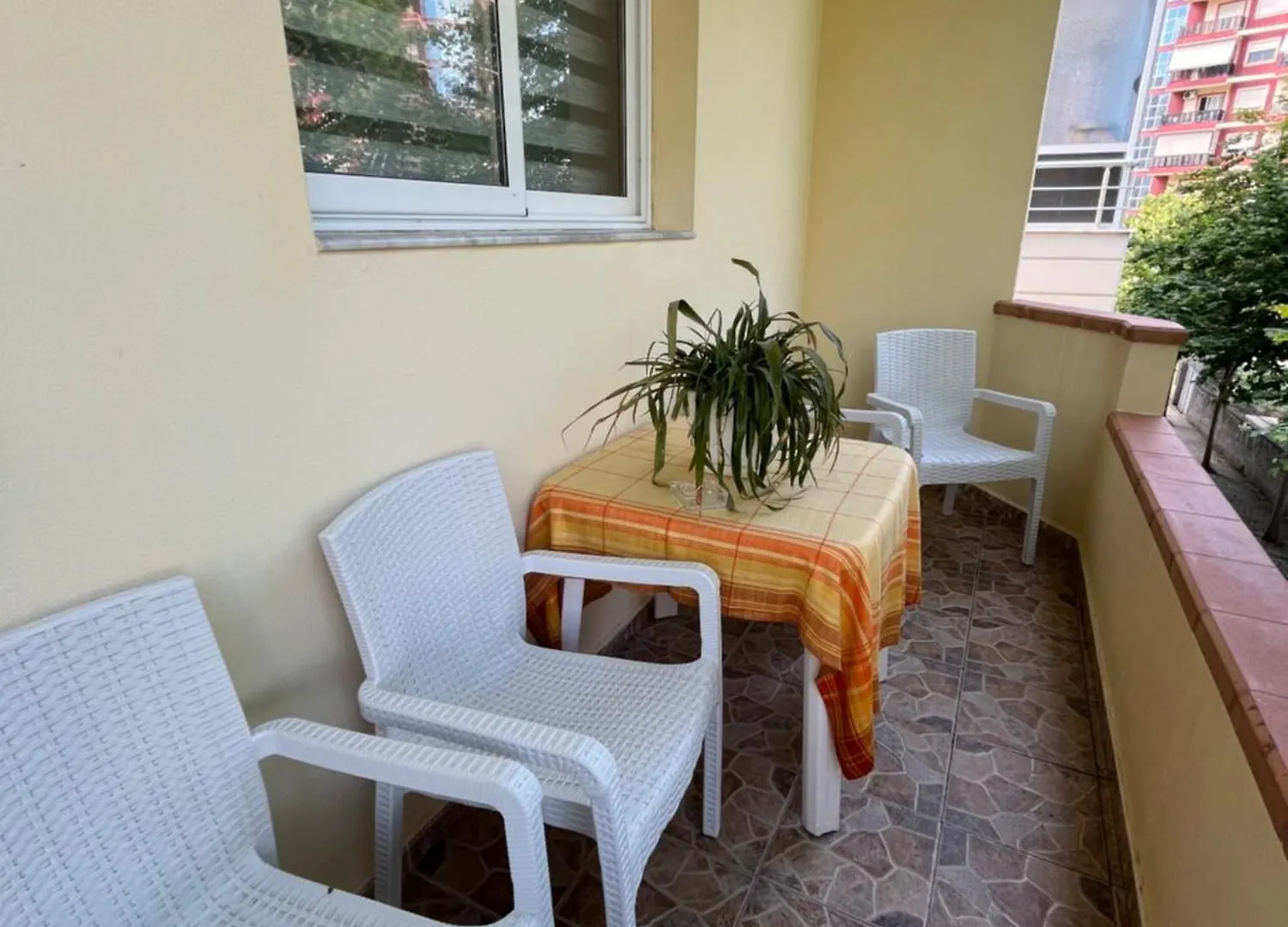Iljazi'S Apartaments Vlorë 0*,  阿尔巴尼亚