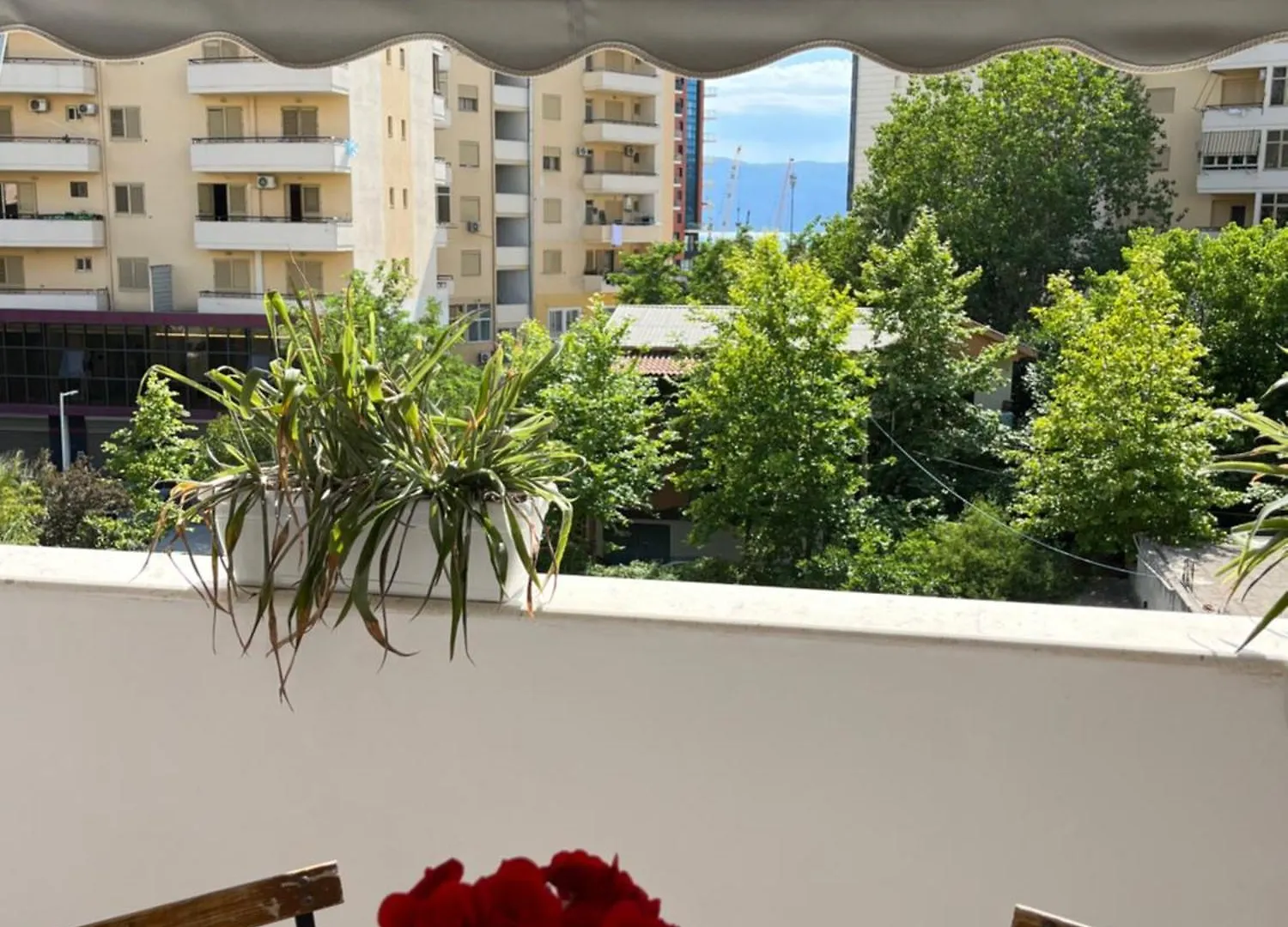 Iljazi'S Apartaments Влёра Апартаменты