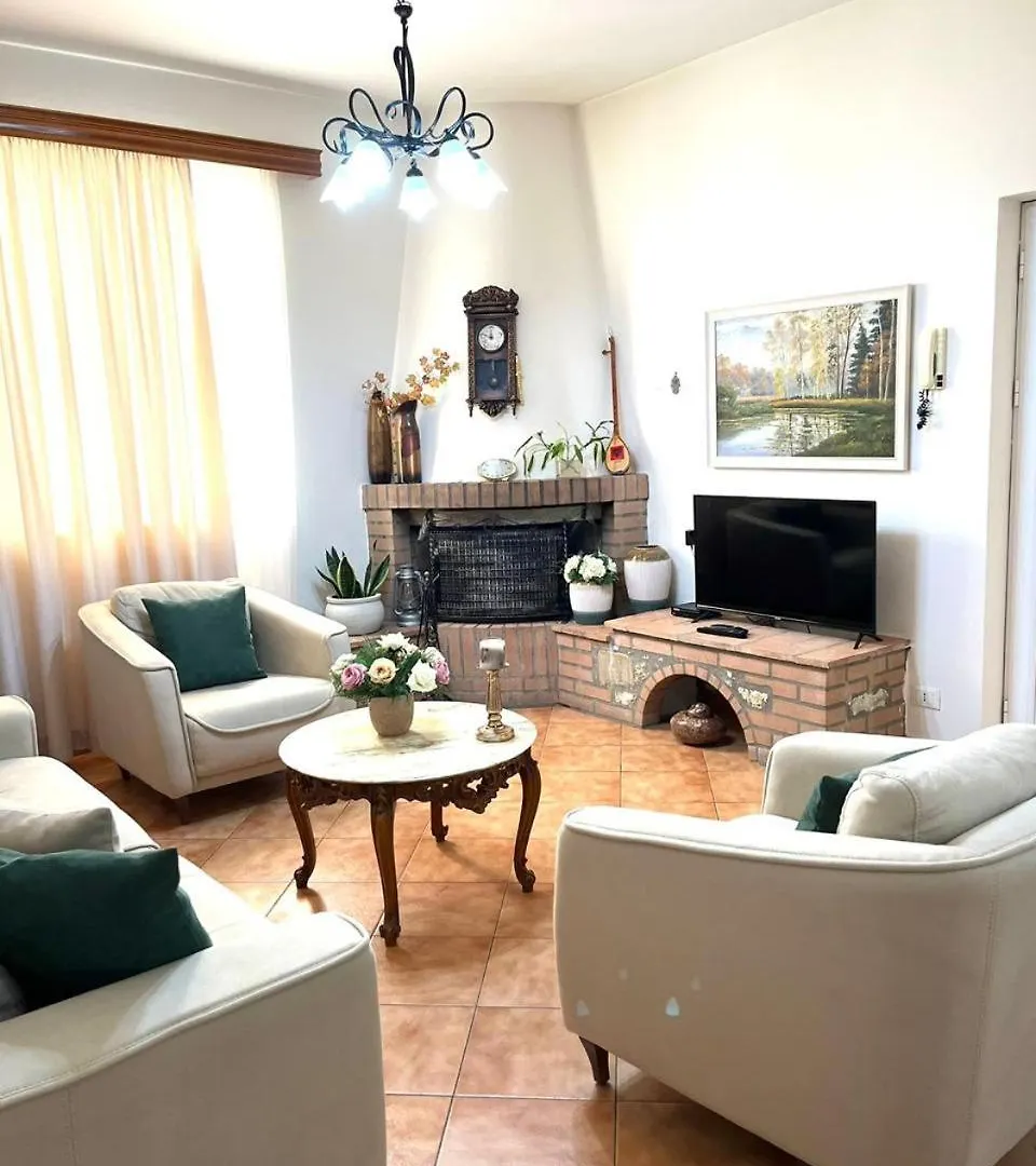 Апартаменты Iljazi'S Apartaments Влёра